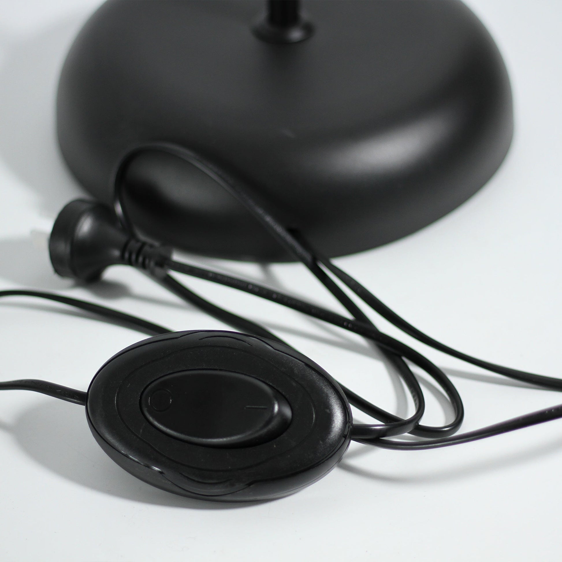 Audrey Floor Lamp Black Home & Garden > Lighting > Night Lights & Ambient Lighting