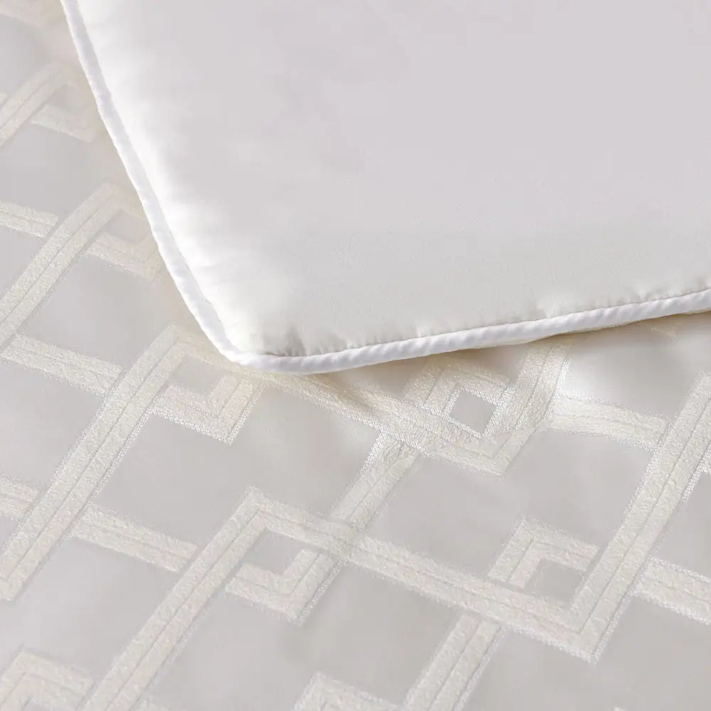 Bianca Firenze Pearl 6 Pcs Jacquard Geometric Comforter Set Super King