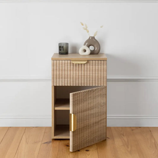 Porto Bedside Table - Natural Oak - Fluted - Pull Brass