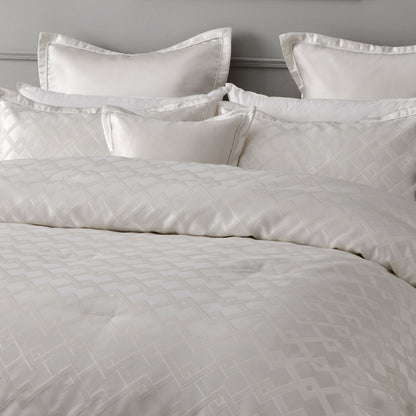 Bianca Firenze Pearl 6 Pcs Jacquard Geometric Comforter Set Queen/King - Home & Garden > Bedding > Quilts & Duvets