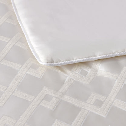 Bianca Firenze Pearl 6 Pcs Jacquard Geometric Comforter Set Super King - Home & Garden > Bedding > Quilts & Duvets