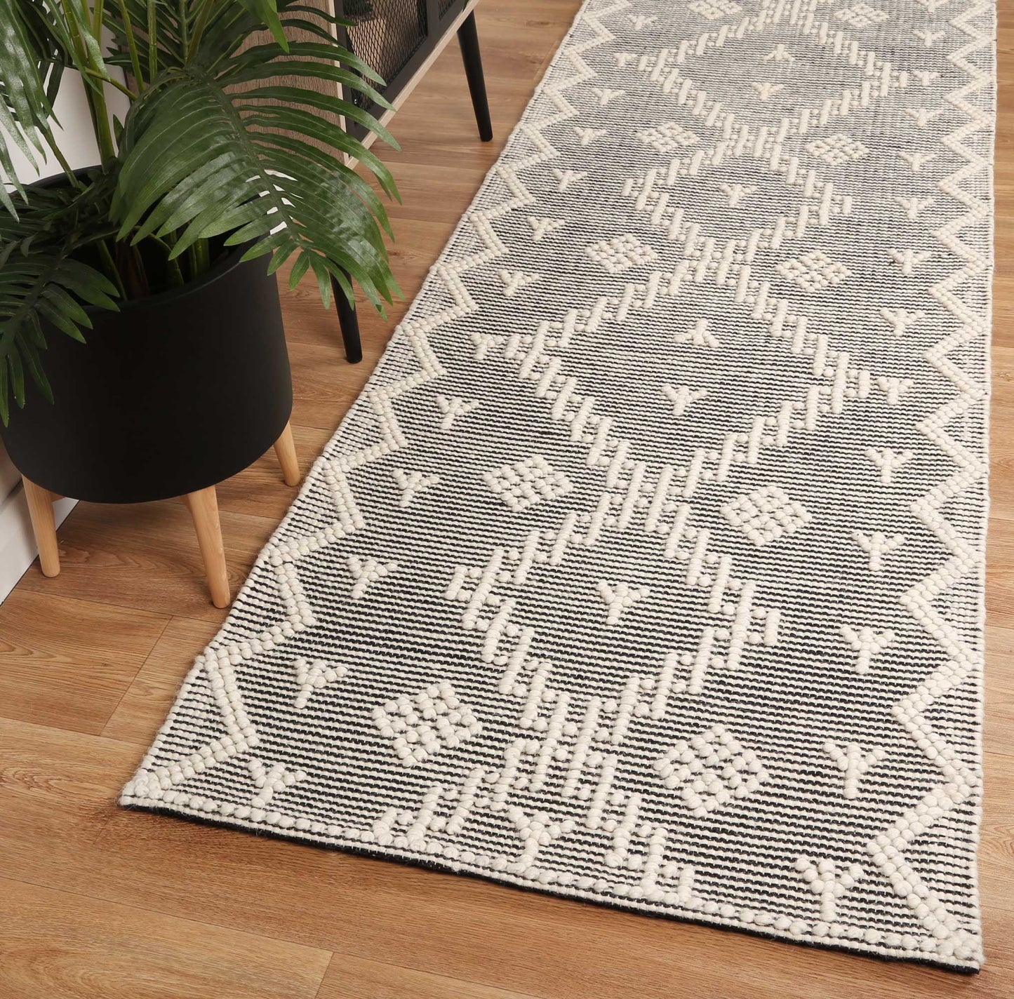 Goa D5- CREAM (No Tassel) 300x400 - Home & Garden > Rugs > Floor Rugs