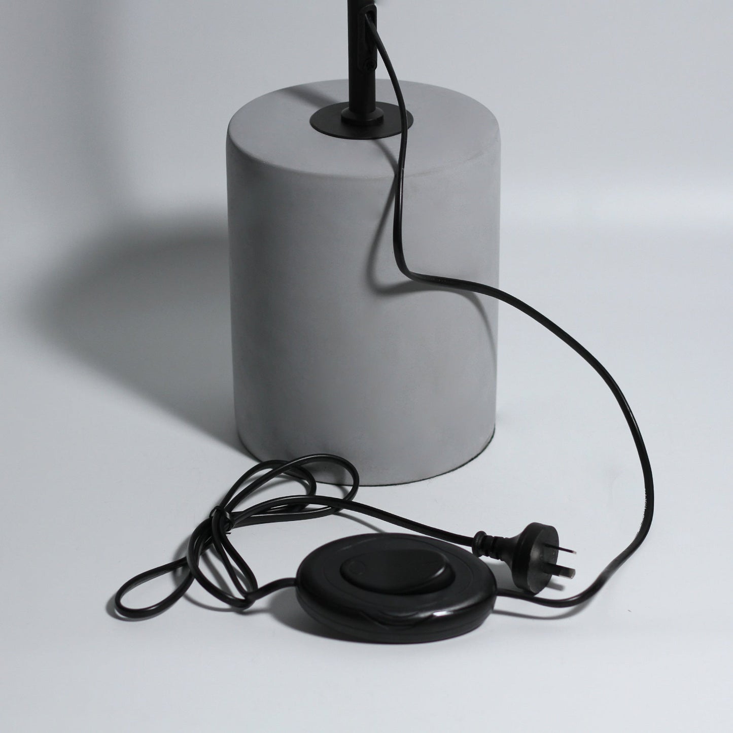 Jerome Floor Lamp - Home & Garden > Lighting > Table Lamps