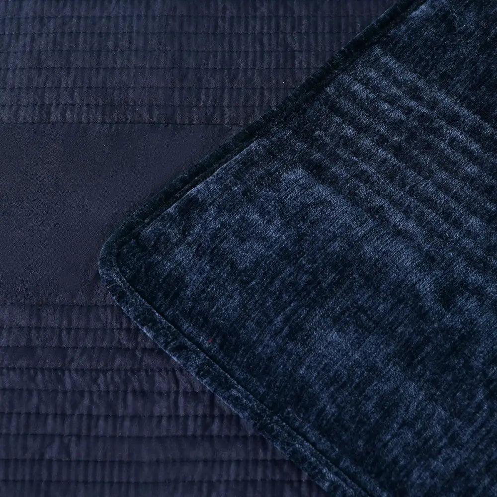 Bianca Cyrano Indigo Soft Velvet Polyester Quilted Coverlet Set Queen/king