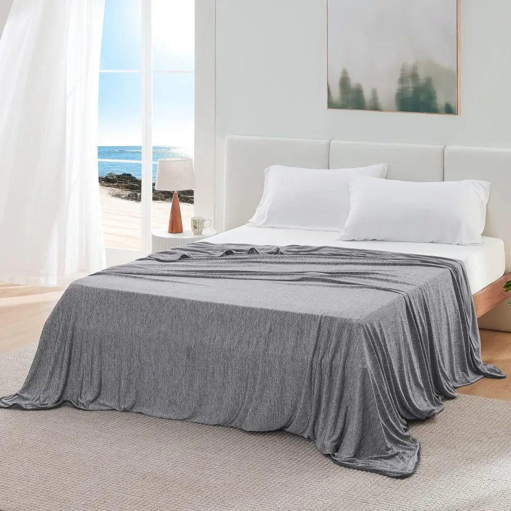 Blue Queen Size 200x150cm Cooling Blanket for Hot Sleepers - Lightweight Breathable All-season Throw Hand / Machine
