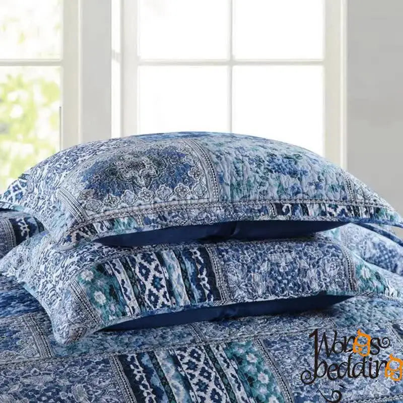 Boho Blue Quilted Coverlet & Pillow Set: Vibrant Cozy Elegance - King
