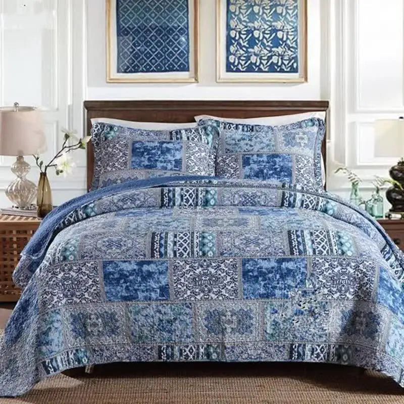 Boho Blue Quilted Coverlet & Pillow Set: Vibrant Cozy Elegance - King