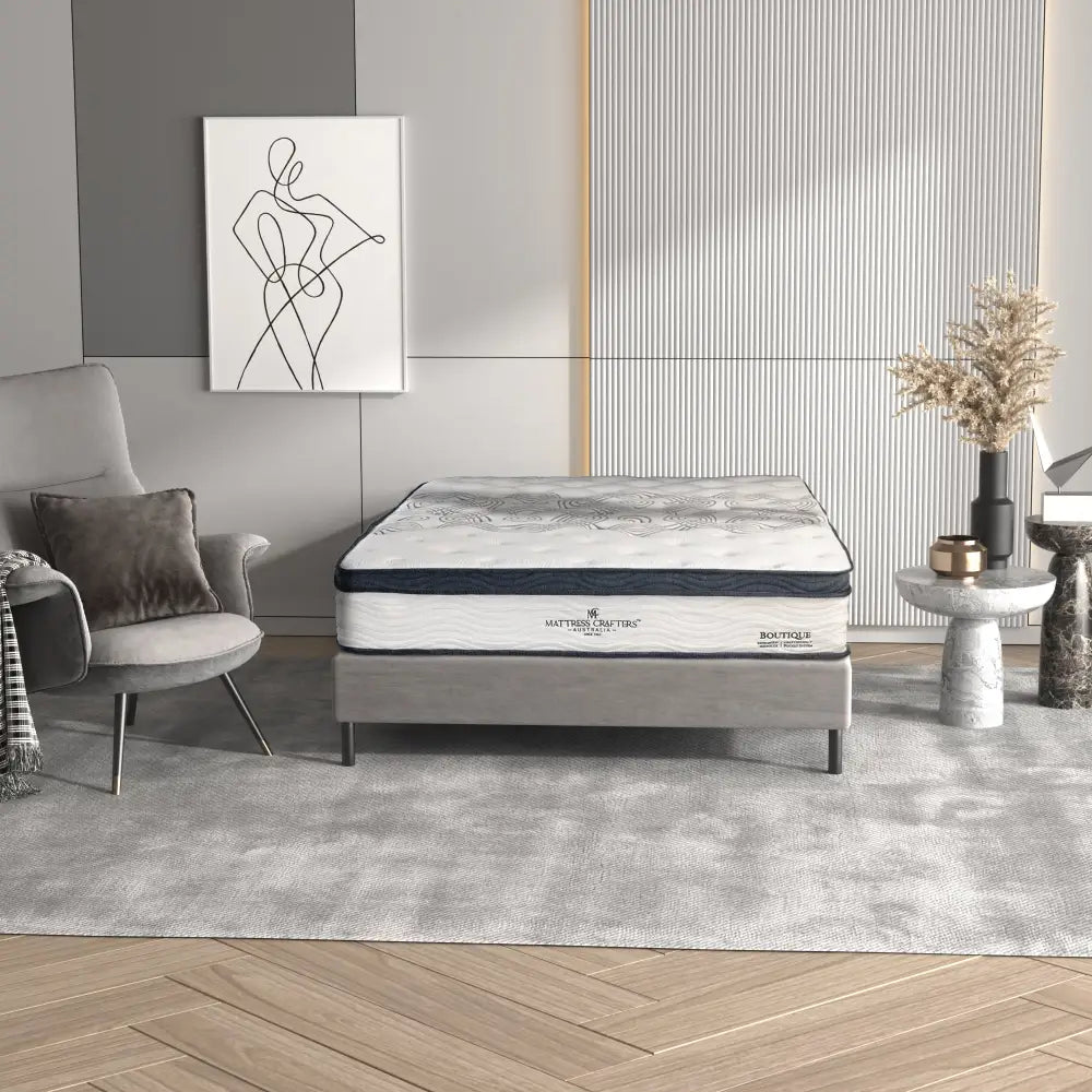 Boutique Queen Mattress 7 Zone Pocket Spring Memory Foam