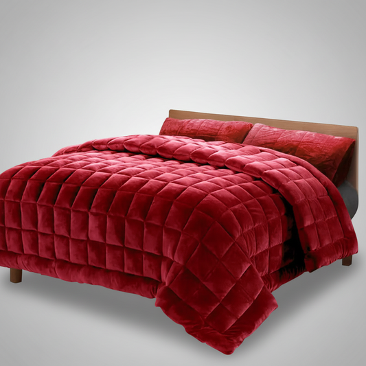 Faux Mink Quilt Burgundy Super King