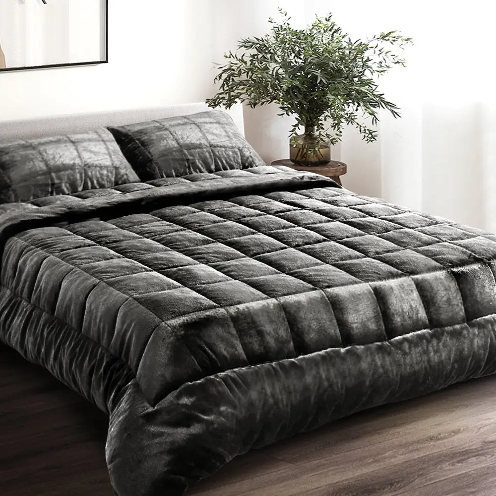 Faux Mink Quilt Charcoal Super King