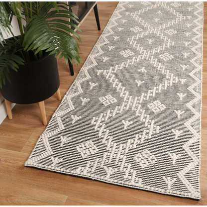 Goa D5- Cream (no Tassel) 300x400
