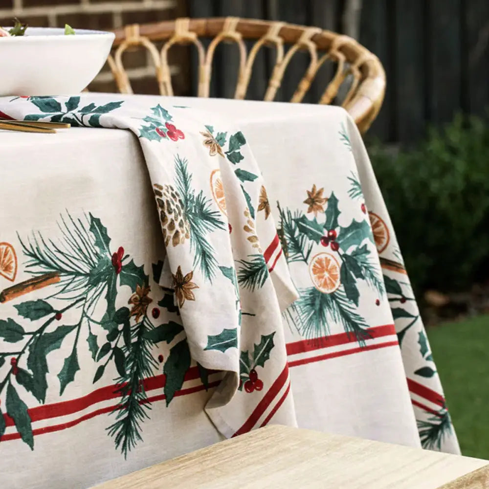 Ladelle 100% Cotton Evergreen Festive Christmas Holiday Tablecloth 150 x 300 Cm