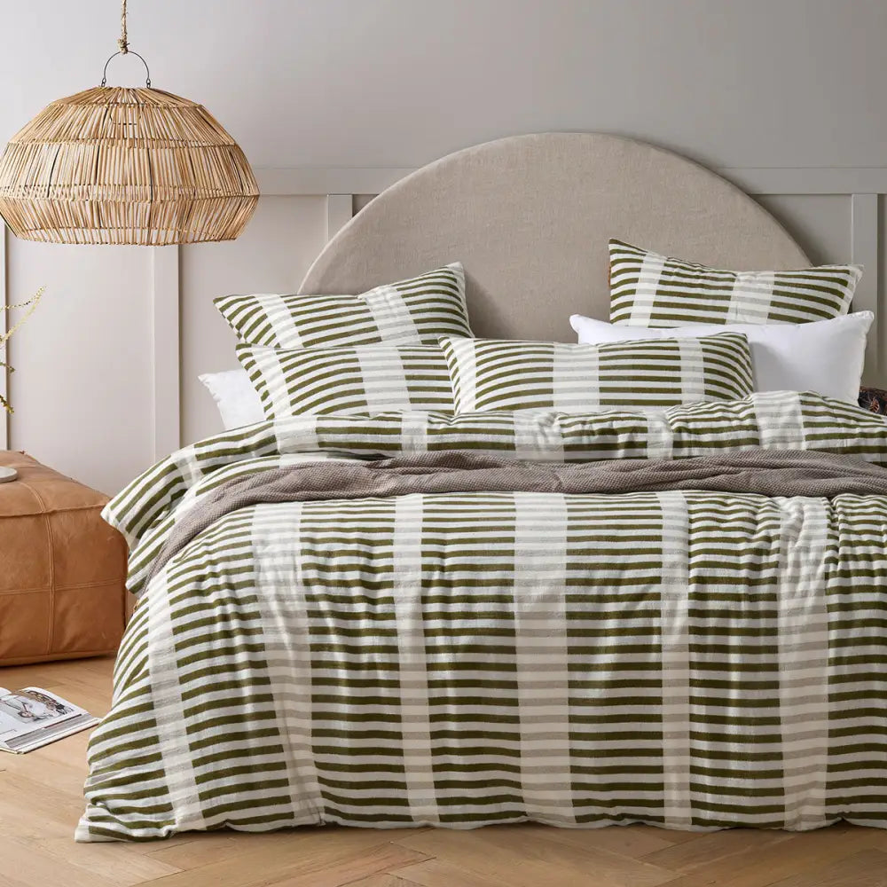 Vintage Design Homewares Tempo Green Cotton Jacquard Quilt Cover Set King