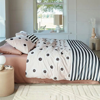 Vtwonen Stripe and Eye Natural Cotton Quilt Cover Set King